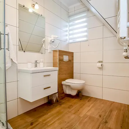 Za Gorami Za Lasami 3*