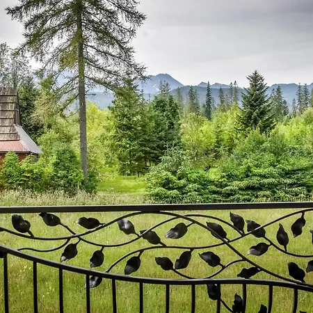 Za Gorami Za Lasami Bed & Breakfast *