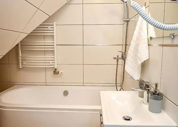 Za Gorami Za Lasami Bed & Breakfast